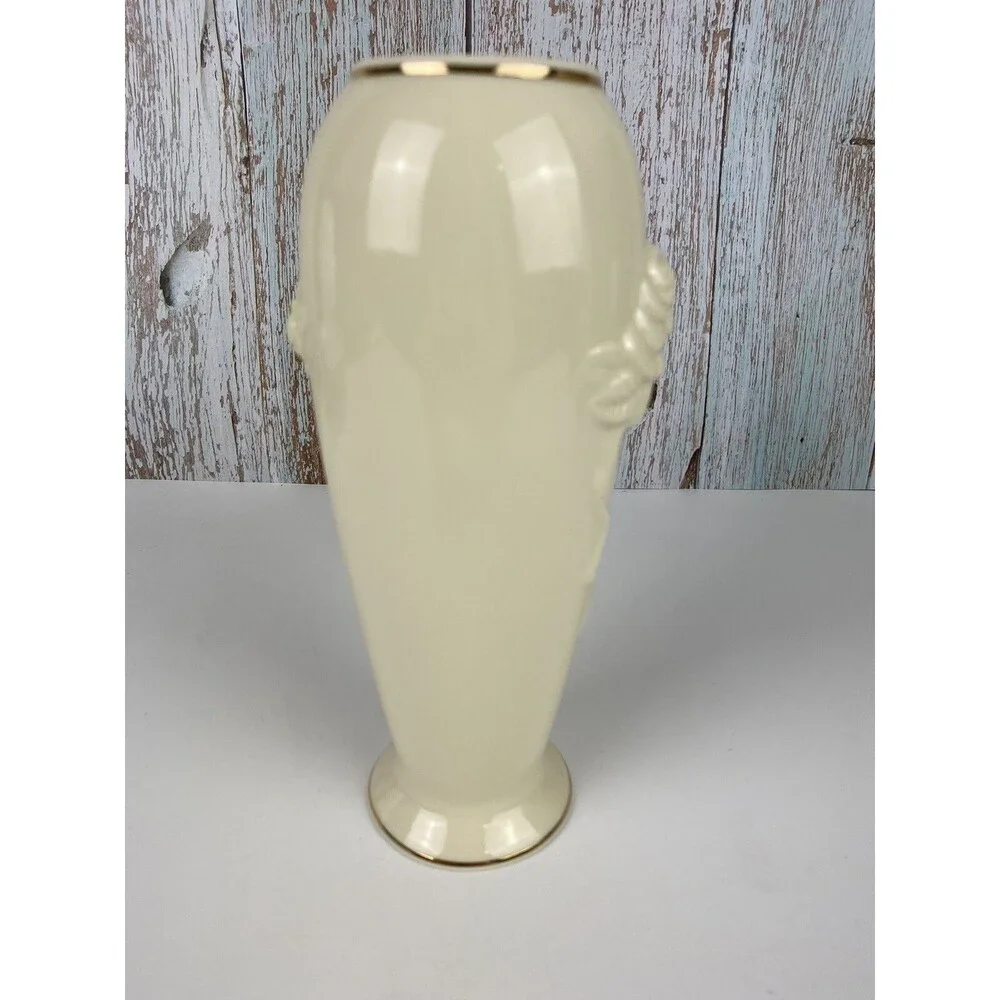 Lenox Collections Rose Blossom Medium Vase Ivory and 24 Karat Gold Trim